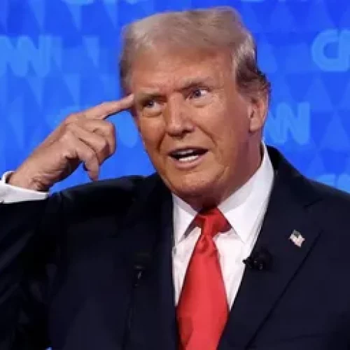 Colombian President Says US has revoked his visa and appears to mock Trump as ‘Donald Duck’