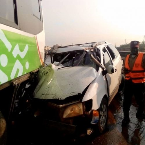 Read more about the article Two die in accident on Ibadan-Lagos expressway