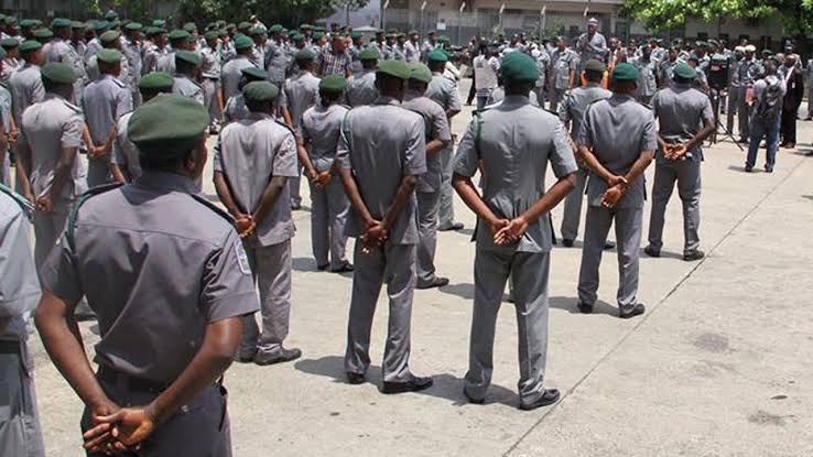 You are currently viewing Clearing Agents Spoil for War As Customs Introduces 4% Collection on Imported Cargoes