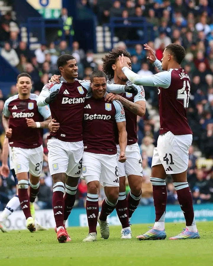 You are currently viewing Rashford’s Brace Steers Aston Villa Into Semis