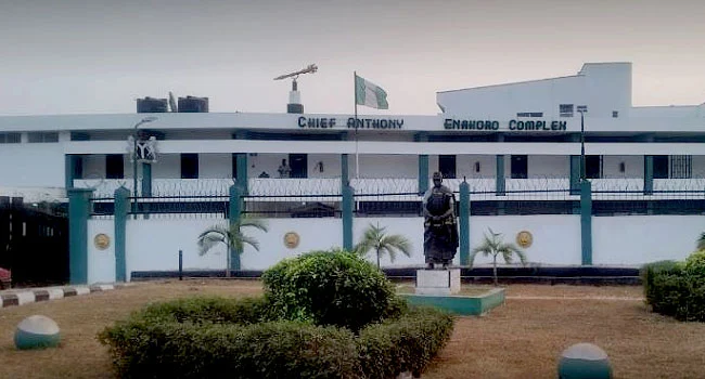 You are currently viewing APC becomes dominant party in Edo assembly as one LP, 3 PDP lawmakers defect