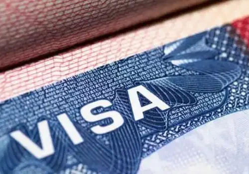 Read more about the article US Terminates Legal Status For 500,000 immigrants