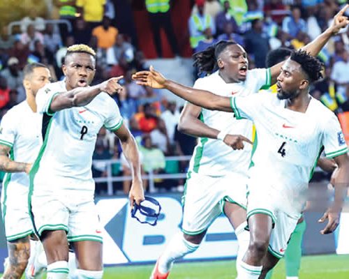 Read more about the article Osimhen Record-setting Brace Revives Eagles W’Cup Hopes
