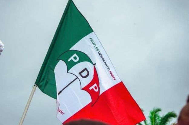 You are currently viewing PDP Woos Peter Obi, Threatens To Sanction Those Endorsing Tinubu For Second Term