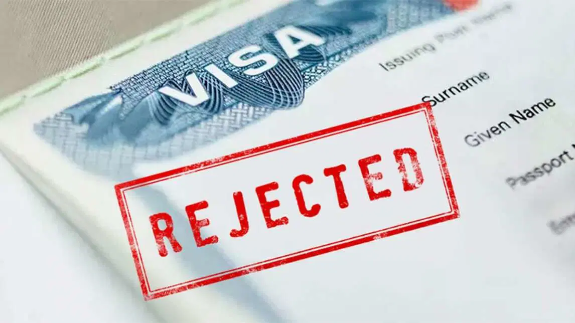 You are currently viewing 5 Common Reasons Students Visa Application Gets Rejected
