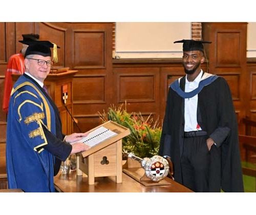 Read more about the article Nigerian Scientist Breaks New Ground in AI-Driven Worm Behaviour Research