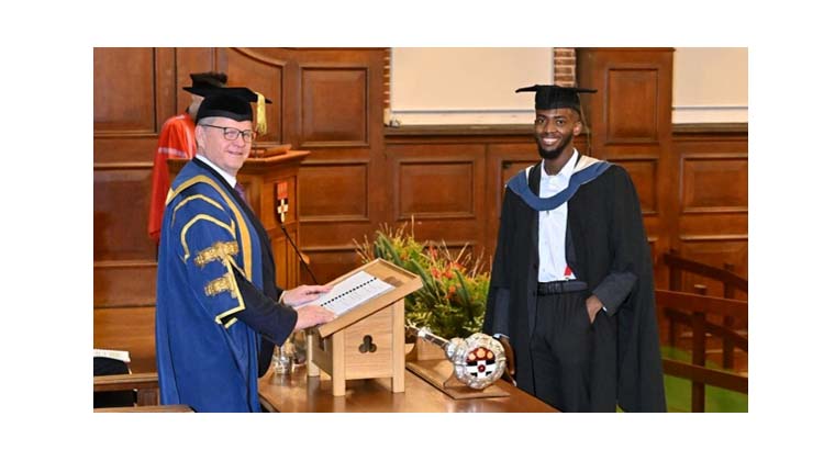 You are currently viewing Nigerian Scientist Breaks New Ground in AI-Driven Worm Behaviour Research