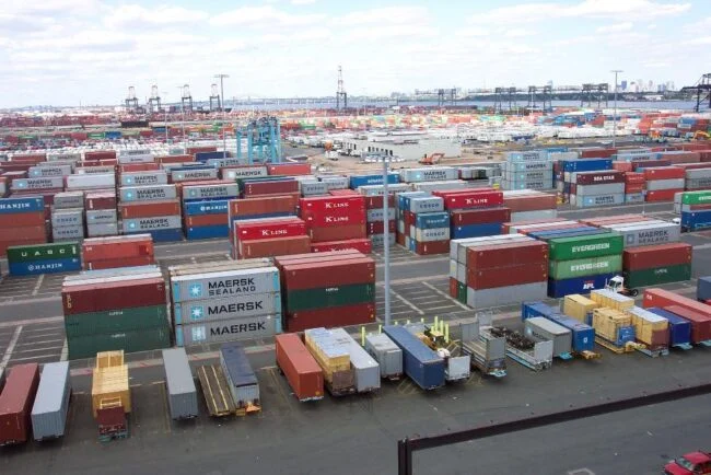 You are currently viewing FG awards Lagos ports renovation contract to Chagoury Group