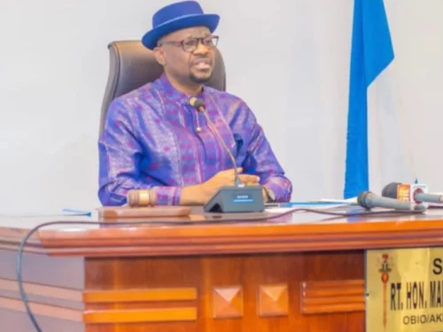 Read more about the article Rivers Assembly invites EFCC, ICPC to probe state’s Electoral Commission Chairman over alleged misappropriation