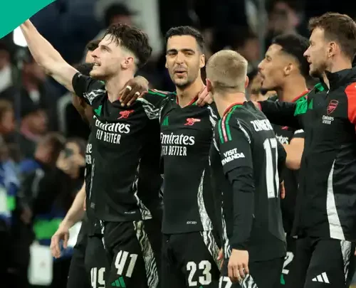 Read more about the article Man United Legend Vows to Shave Hair if Arsenal Eliminates Real Madrid, Fans Await His Promise