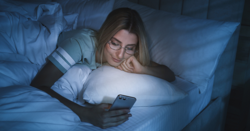 You are currently viewing 7 Evening Habits Of People Who Consistently Underachieve In Life