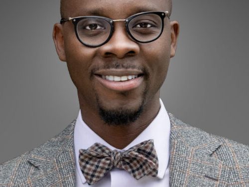 Read more about the article How Renowned Orthopaedic Surgeon Dr Julius Oni Is Reshaping Wealth Creation For Nigerians 