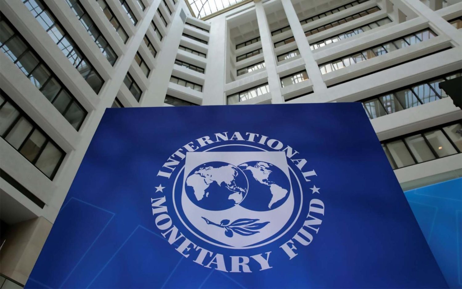 You are currently viewing IMF Welcomes Nigeria’s Bold Reforms, Insists Outlook Uncertain with Low Oil Prices