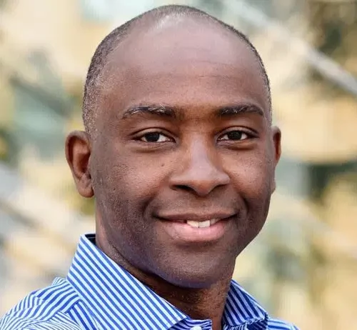 Read more about the article Meet British-Born Nigerian scientist Kunle Olukotun Who Created First General-Purpose Multi-Core CPU