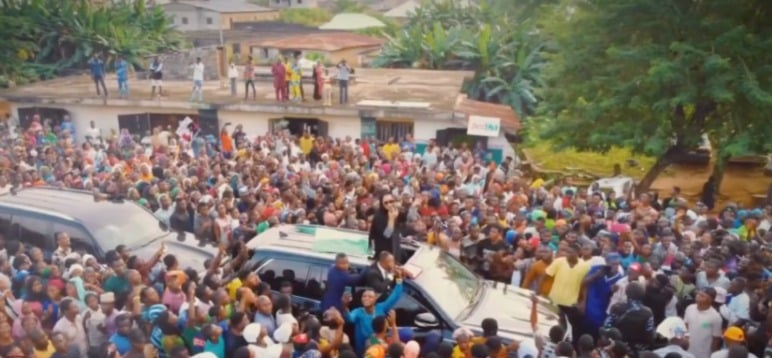 You are currently viewing Natasha defies calls to abort homecoming, arrives constituency in helicopter, received by mammoth crowd