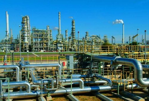 Read more about the article FG Affirms Continuation Of Crude, Refined Product Sales In Naira Initiative