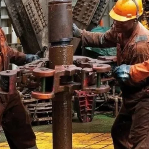 Nigeria Cuts Oil Production By 50,000 Bpd In March As OPEC Tightens Quotas – Report 