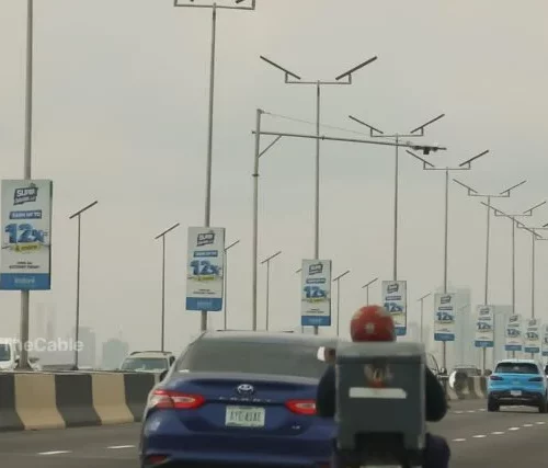 Read more about the article We Installed CCTV Cameras On Third Mainland Bridge To Stop Suicide Attempts, Sand Excavation, Says Umahi