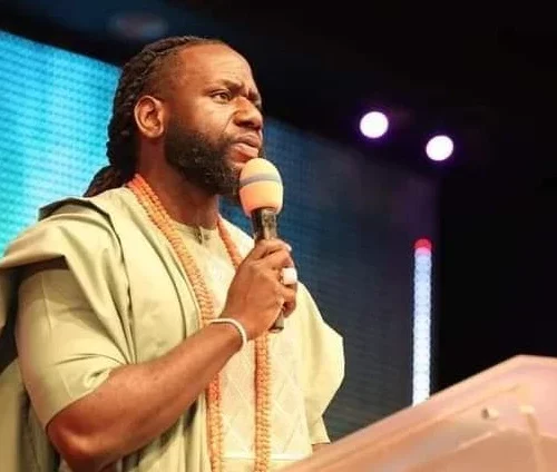 Read more about the article God Told Me Not To Cut My Dreadlocks, Says Jimmy Odukoya