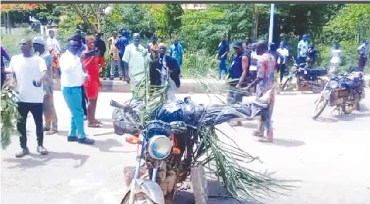 You are currently viewing Again, Protest Erupts In Ondo As Herders Kill Three Farmers