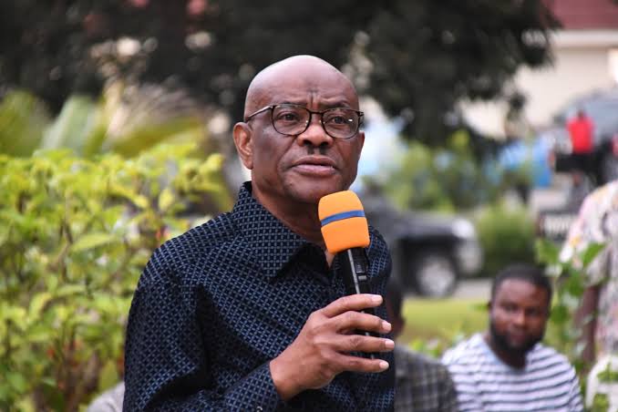 You are currently viewing Wike Apologises To Tinubu, wife