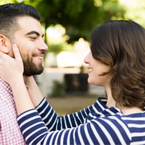 7 Small Gestures That Boost A Man’s Self-Confidence