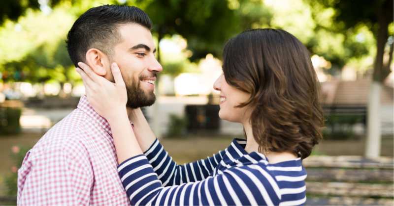 You are currently viewing 7 Small Gestures That Boost A Man’s Self-Confidence