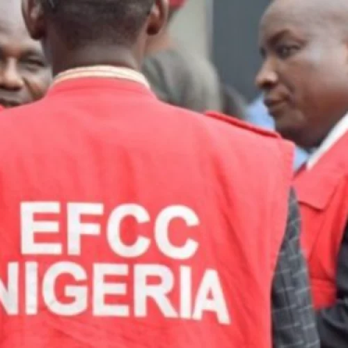 Alleged Money Laundering: EFCC Traces $300,000 To Arrested Suspected Fraudster In Edo