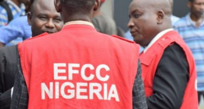 You are currently viewing Alleged Money Laundering: EFCC Traces $300,000 To Arrested Suspected Fraudster In Edo