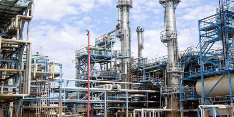 You are currently viewing Ex-Warri, Kaduna, PH Refinery MDs Threaten N50 Billion Lawsuit