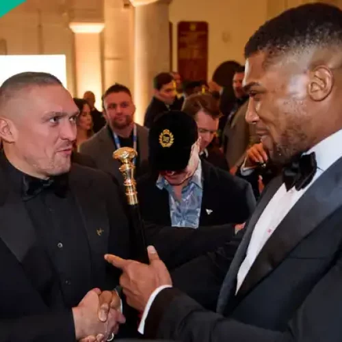 Anthony Joshua Lands in Ghana, Sends Crowd Wild With Surprise Motorbike Stunt, Video