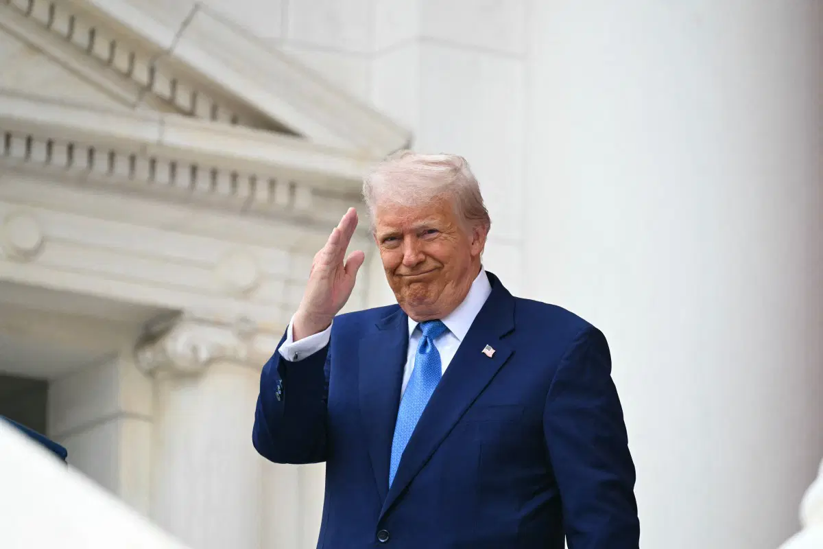 You are currently viewing US Court Rules Trump Can Bar AP From Key White House Events For Now