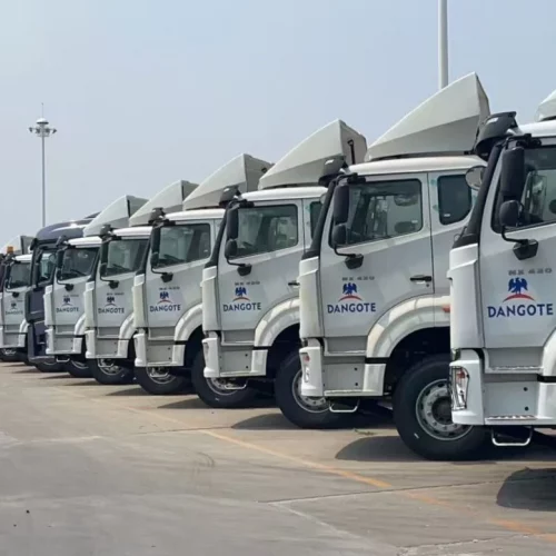 Read more about the article Oil Marketers In ‘Marathon’ Meetings Over Dangote Refinery’s Disruption Of Downstream Sector