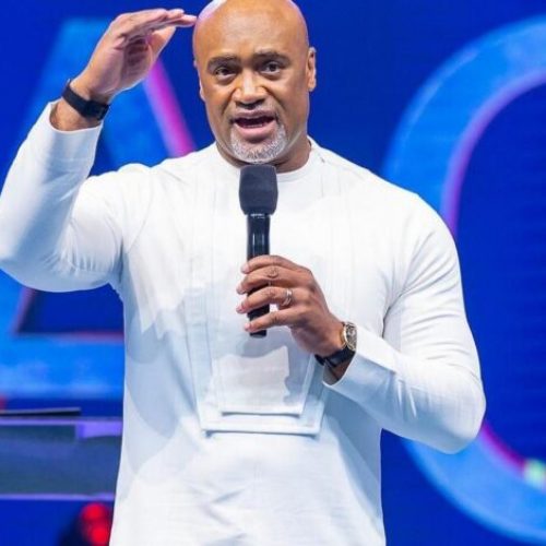  Pastor Paul Adefarasin Allegedly Threatens Blogger With Gun In Lagos Traffic