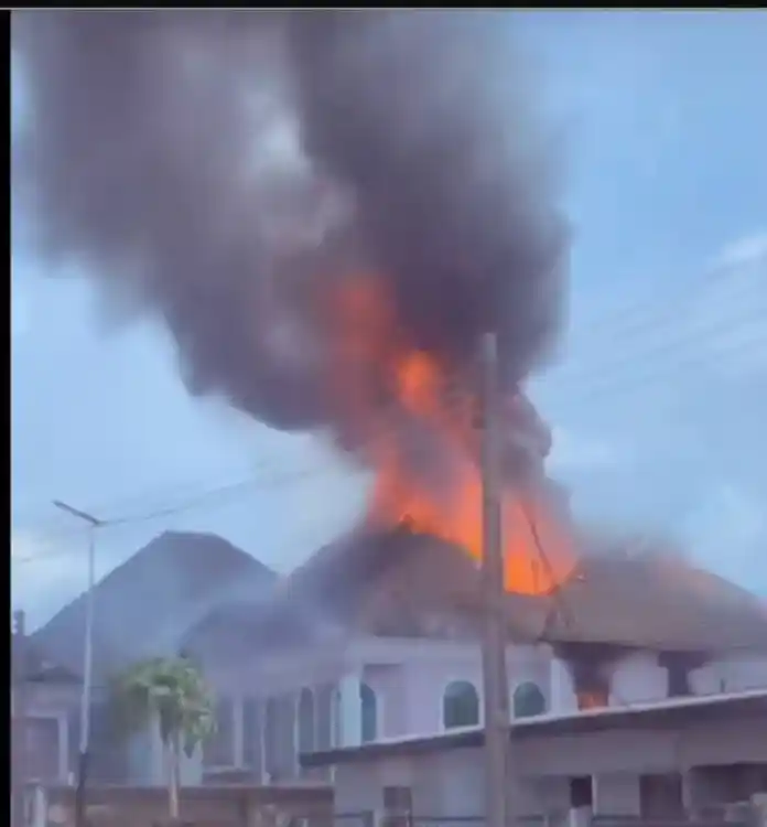 You are currently viewing Fire Guts New House Two Weeks After Owner Moved In