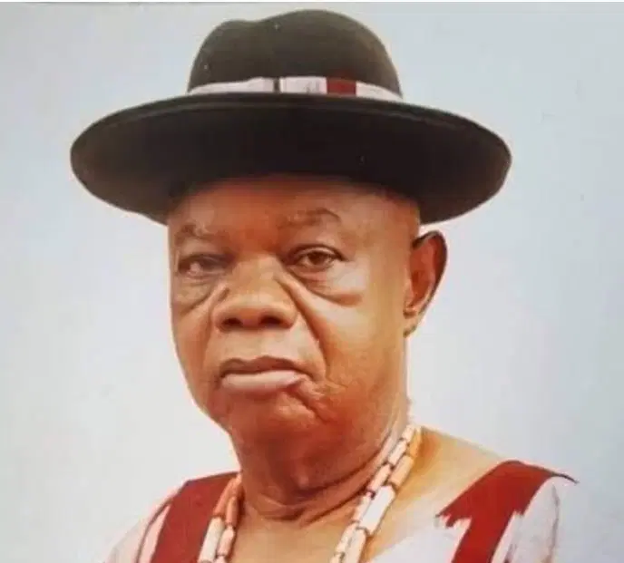 You are currently viewing Mike Ejeagha Buried 24hrs After Death, Son Gives Reason