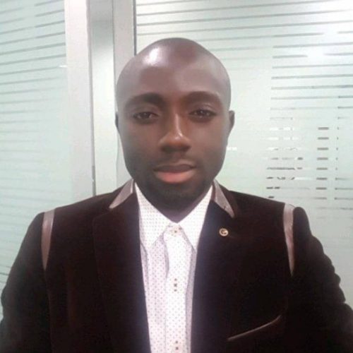 Read more about the article Nigerian Engineer Leads Cloud Innovation At AWS