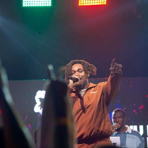 Read more about the article BNXN Releases New Album, ‘Captain’, Features Victony, Seyi Vibez, others