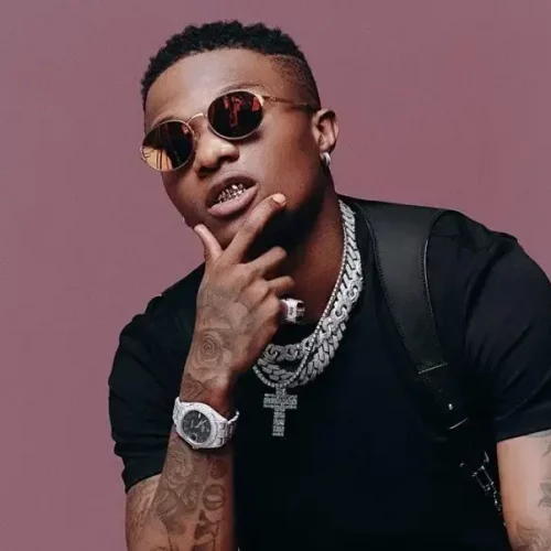 Read more about the article Fans Celebrate Wizkid At 35