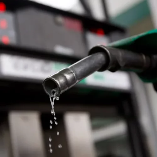 NNPCL Reduces Fuel Price
