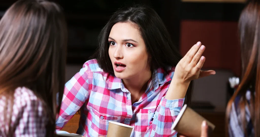 You are currently viewing 7 Types Of Friends Not Worth Keeping In Your Life As You Get Older (Even If You’ve Known Them For Years)
