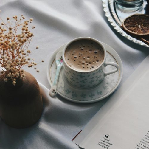 Read more about the article Coffee Vs Tea: Which One Is Really Better For Your Health?