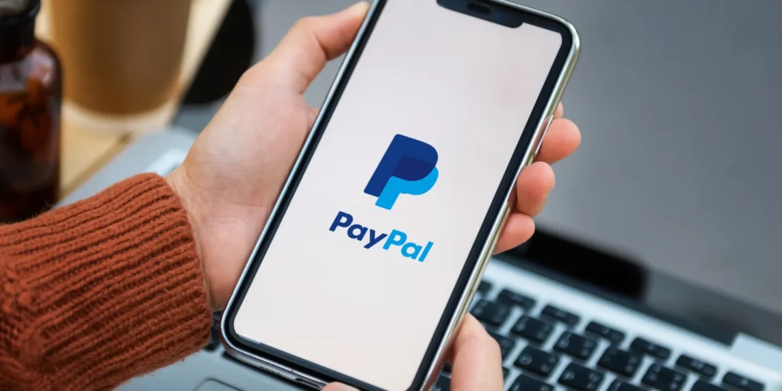 You are currently viewing PayPal To Let Businesses Accept Over 100 Cryptocurrencies At Checkout 