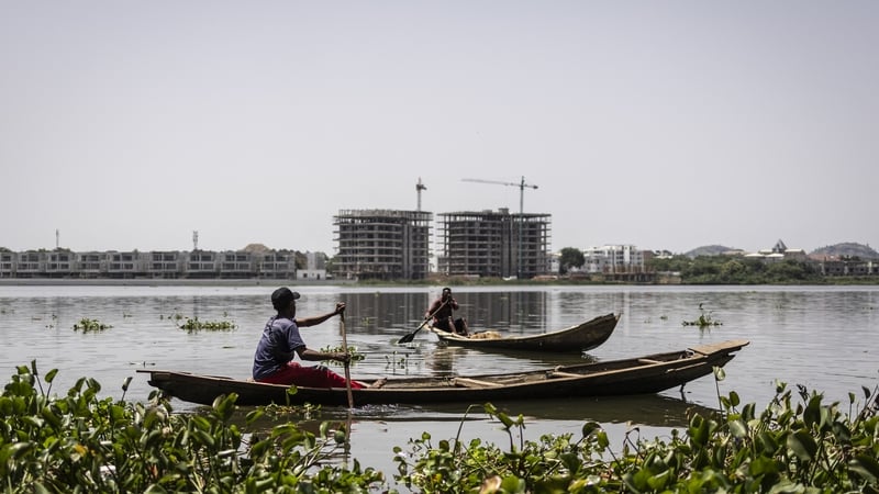 You are currently viewing Squeezed By Urban Growth, Nigerian Fishermen Stick To Tradition
