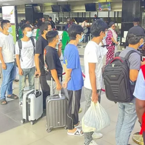Nigeria Deports Chinese Scammers In Crackdown On ‘Foreign-Led’ Cyber Crime