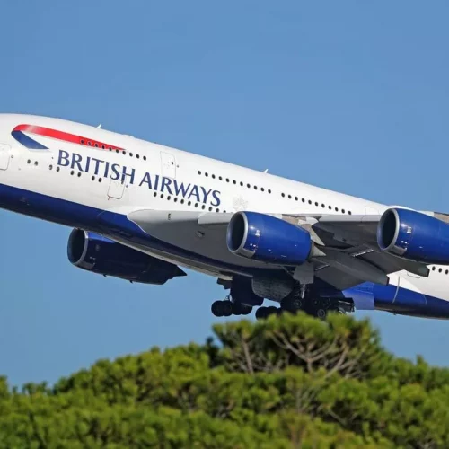 Read more about the article British Airways Kicked 20 Passengers Off Flight Because Plane Was Too Heavy