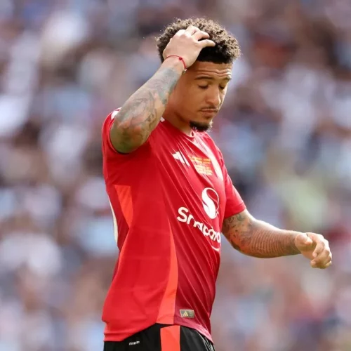 Read more about the article Man United Receive Jadon Sancho Transfer Bid As Shock Premier League Lifeline Emerges