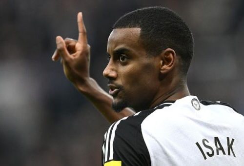 Read more about the article Isak Transfer Situation ‘Far From Ideal’ – Howe