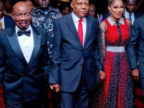 Read more about the article Zenith Bank Celebrates 35 Years of Trusted Banking Service, Recognises Pioneer Customers And Long-serving Staff At Anniversary Event In Lagos