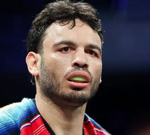 Read more about the article Cesar Chavez Jr Jailed After US Deportation